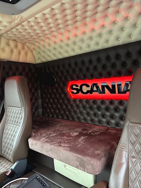 Scania R164 6x2 580 Hejs