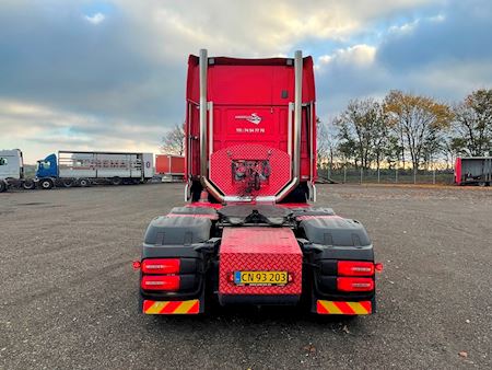 DAF XF530 6x2/4 Twensteer  Hydr. Trækker