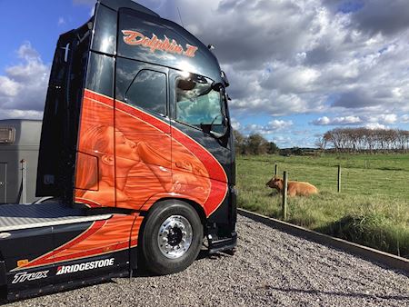 Volvo FH500 6x2/2 Custom Truck Trækker